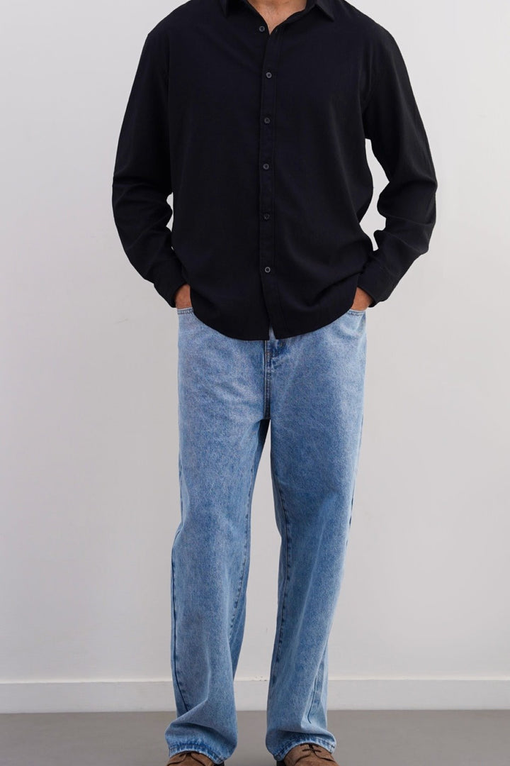 BLACK SEERSUCKER BUTTON DOWN SHIRT