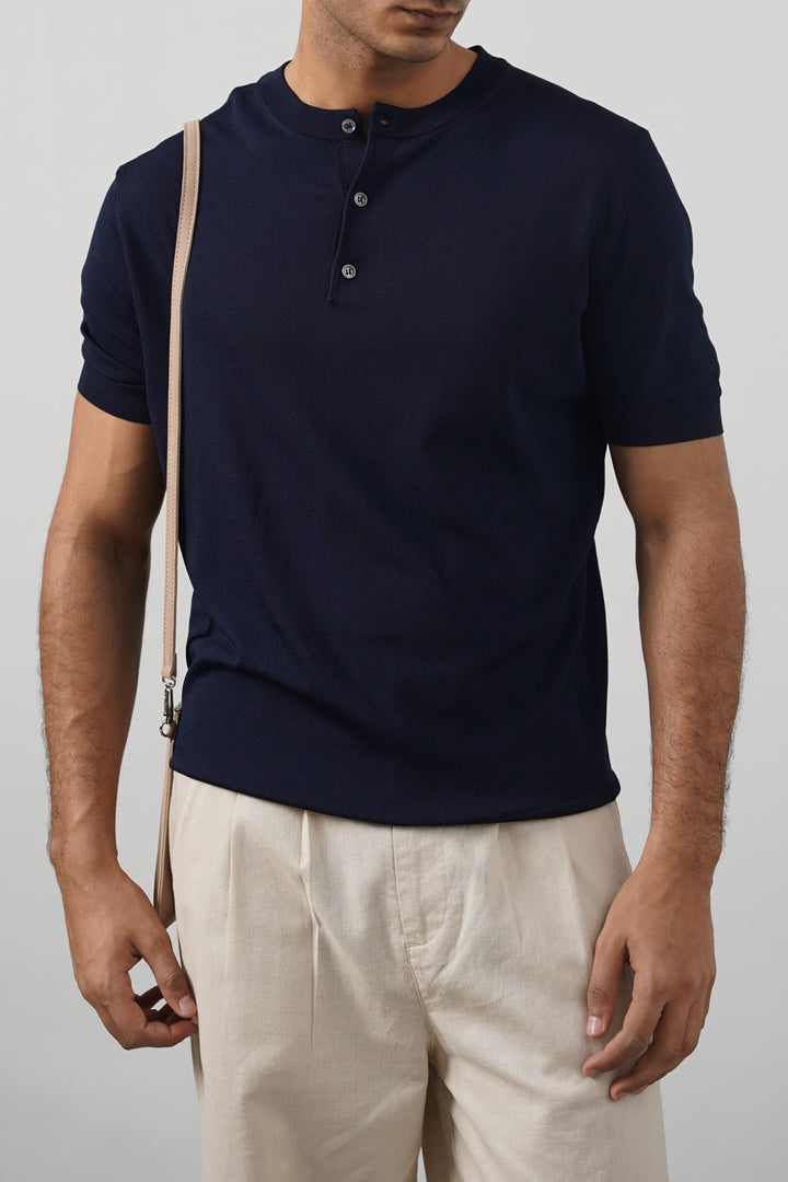 NAVY TIMELESS HENLEY