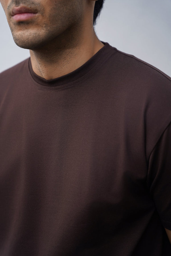 DARK BROWN CREW-NECK TEE