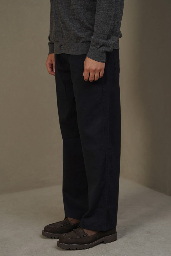 BLACK RELAXED TWILL PANTS