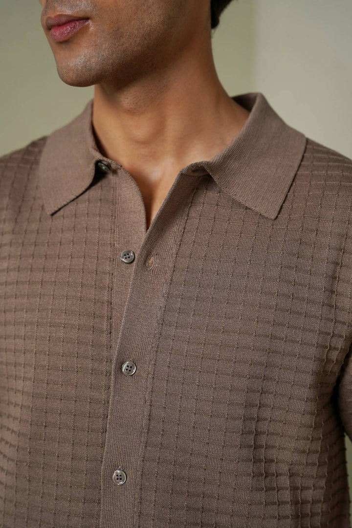 ASH BROWN-WAFFLE-KNIT SHIRT