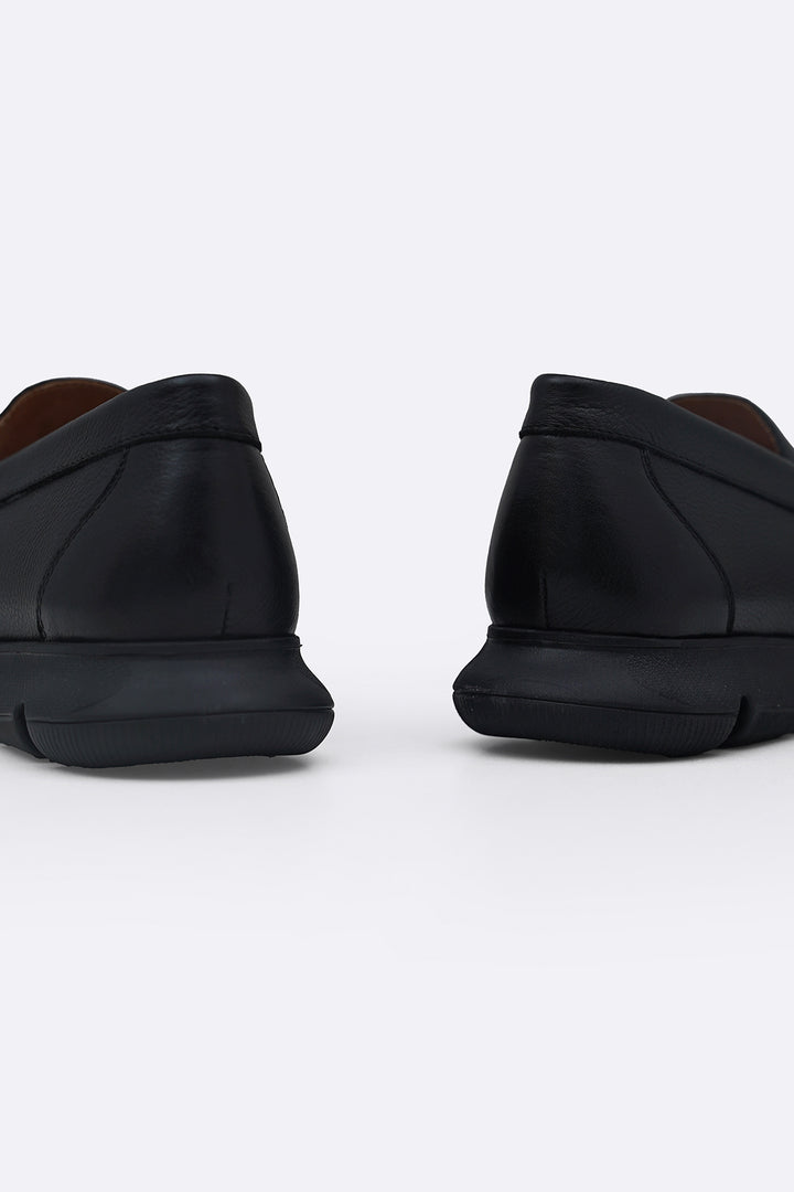 BLACK AIR-SOLE LEATHER LOAFERS