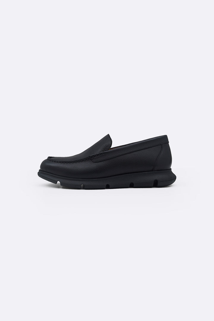 BLACK AIR-SOLE LEATHER LOAFERS