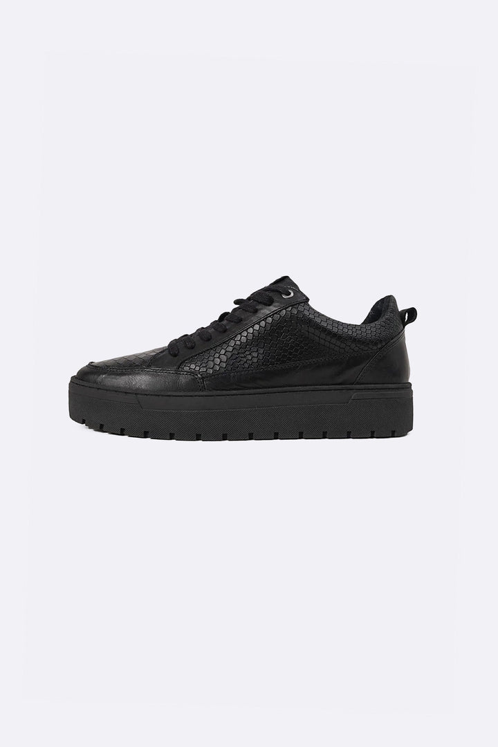 BLACK TEXTURED LEATHER SNEAKERS