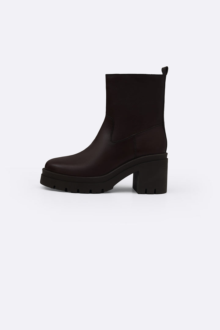 DARK BROWN LEATHER PLATFORM BOOTS