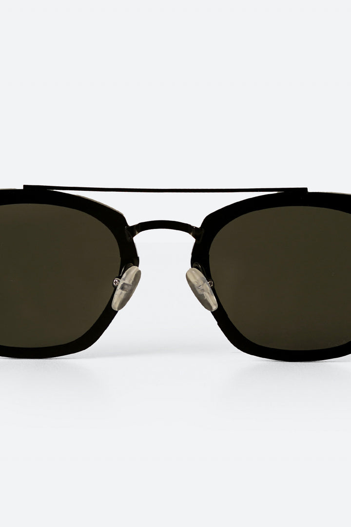 BLACK AVIATOR 3.1
