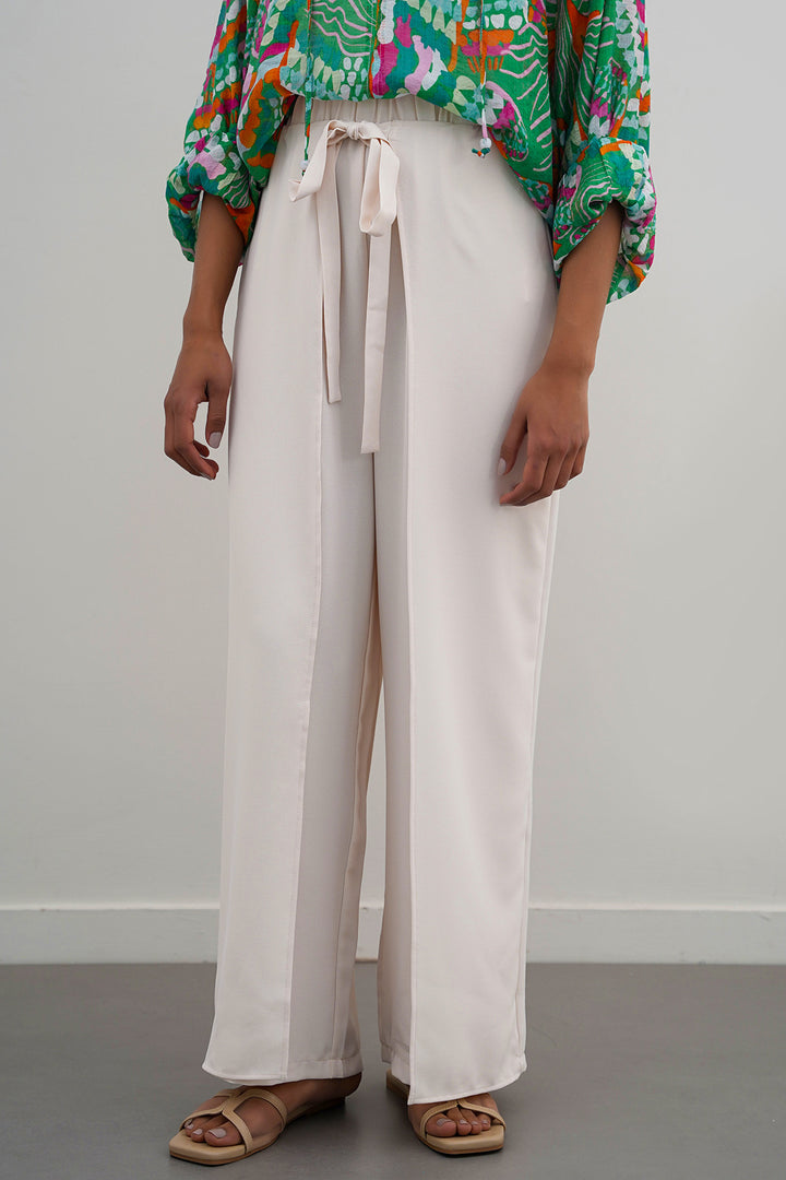 CREAM TIE-AROUND RESORT PANTS