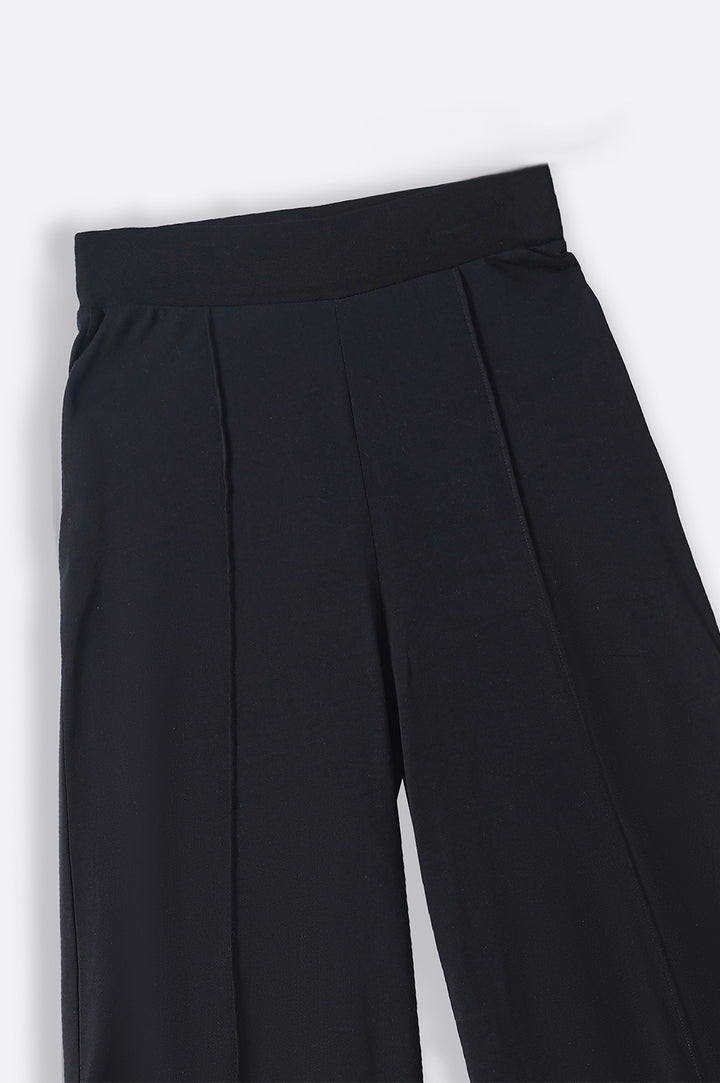 BLACK WIDE T-SHIRT PANTS