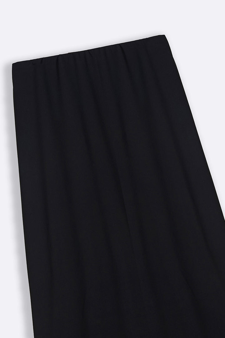 BLACK HIGH-WAISTED LONG SKIRT