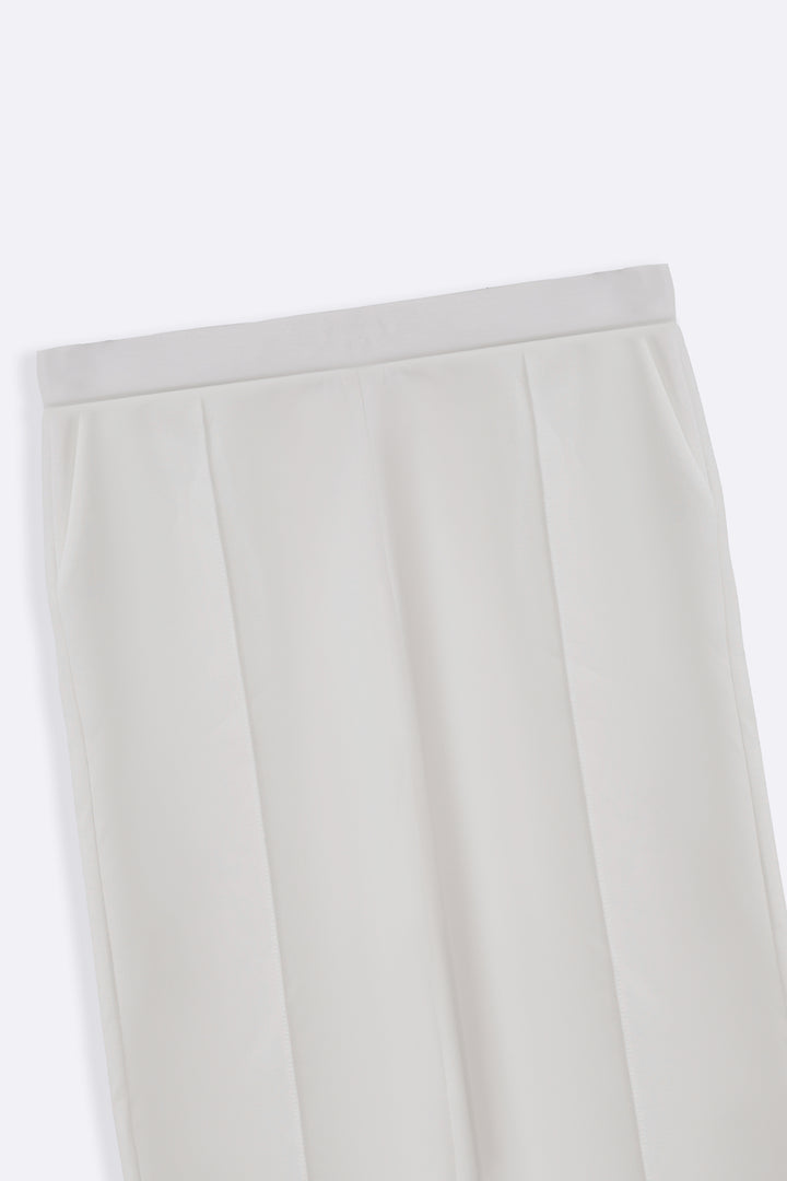 WHITE STRAIGHT LOOSE TROUSERS