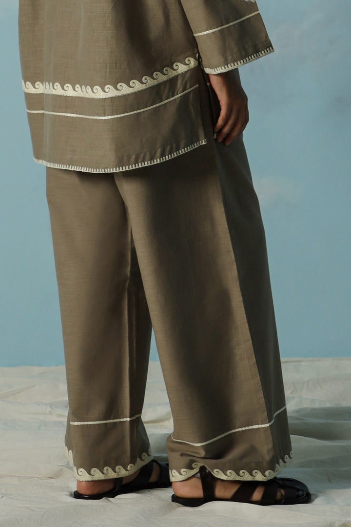 BEIGE DESERT NOON EMBROIDERED PANTS