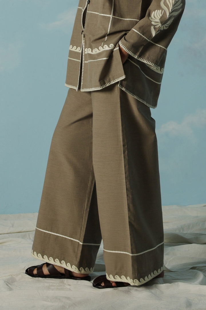 BEIGE DESERT NOON EMBROIDERED PANTS