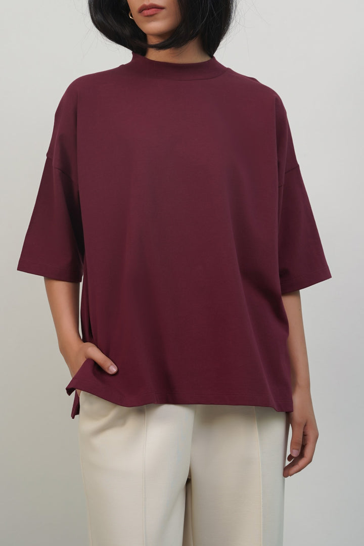 PLUM ROUND NECK TEE