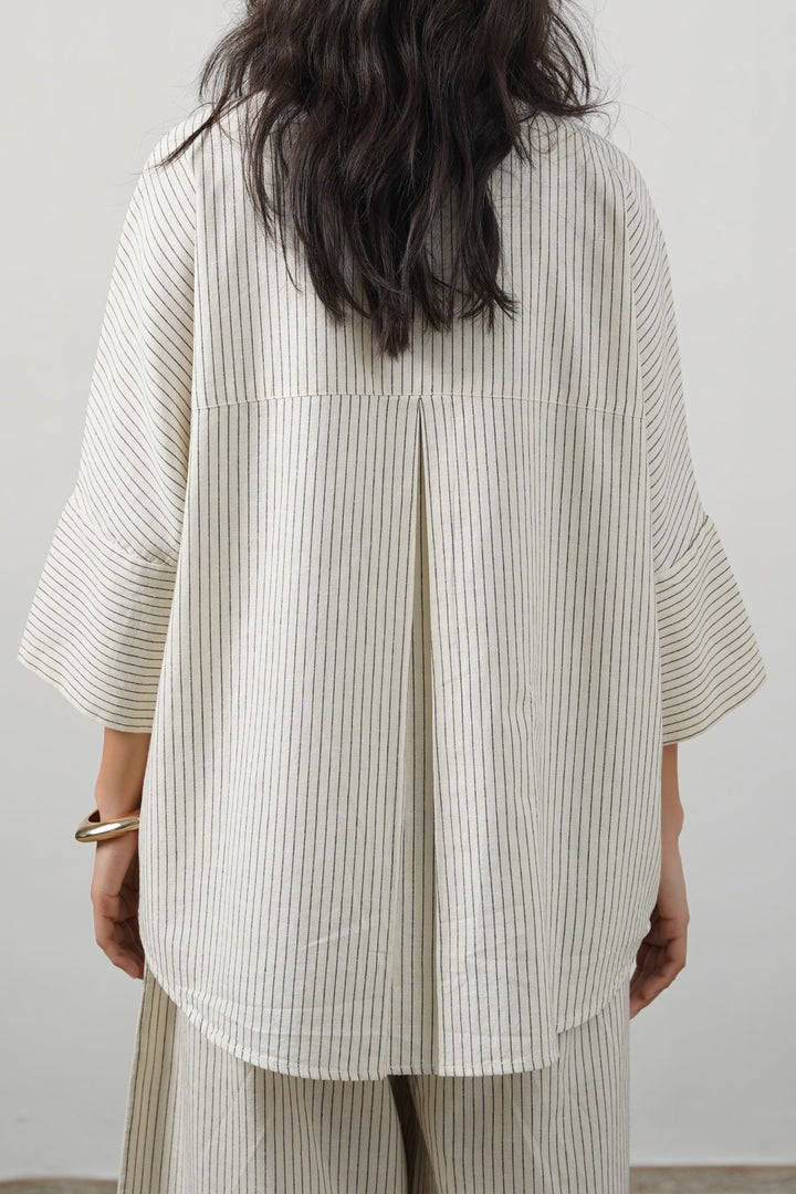 ECRU LINEN BATWING SHIRT