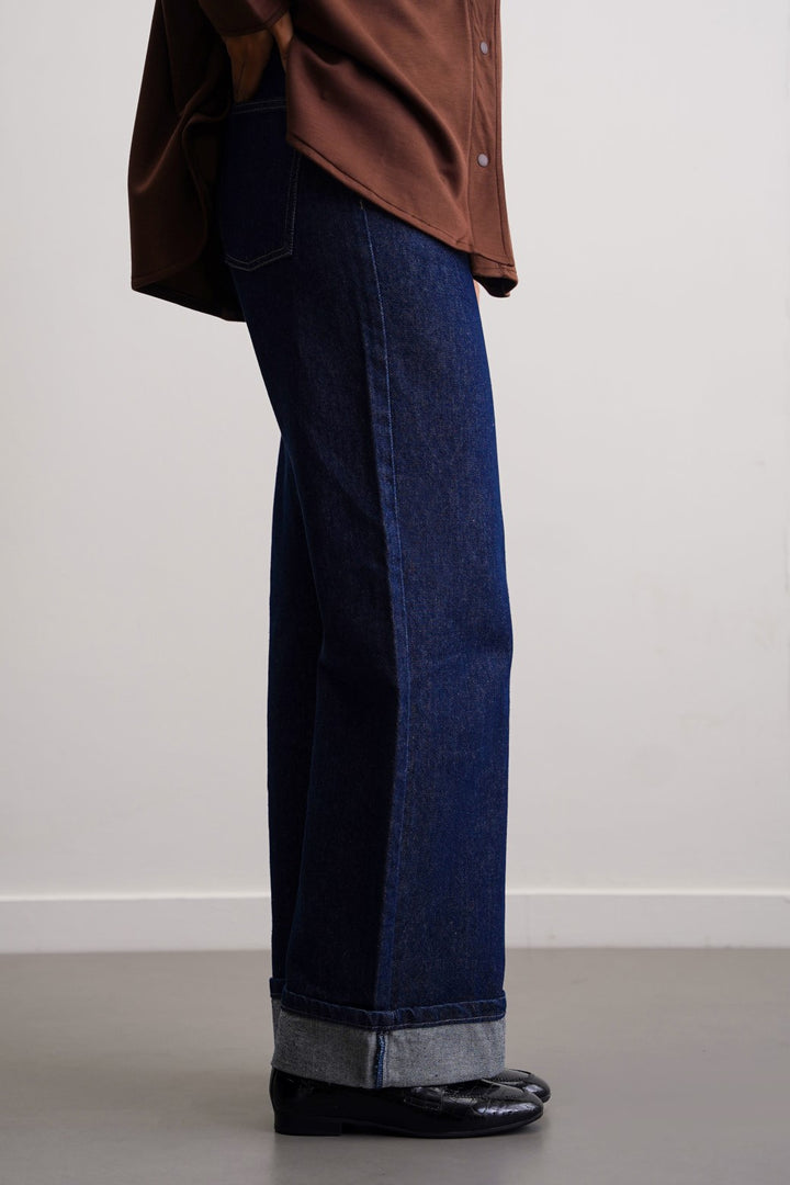 DARK BLUE FOLD UP STRAIGHT JEANS