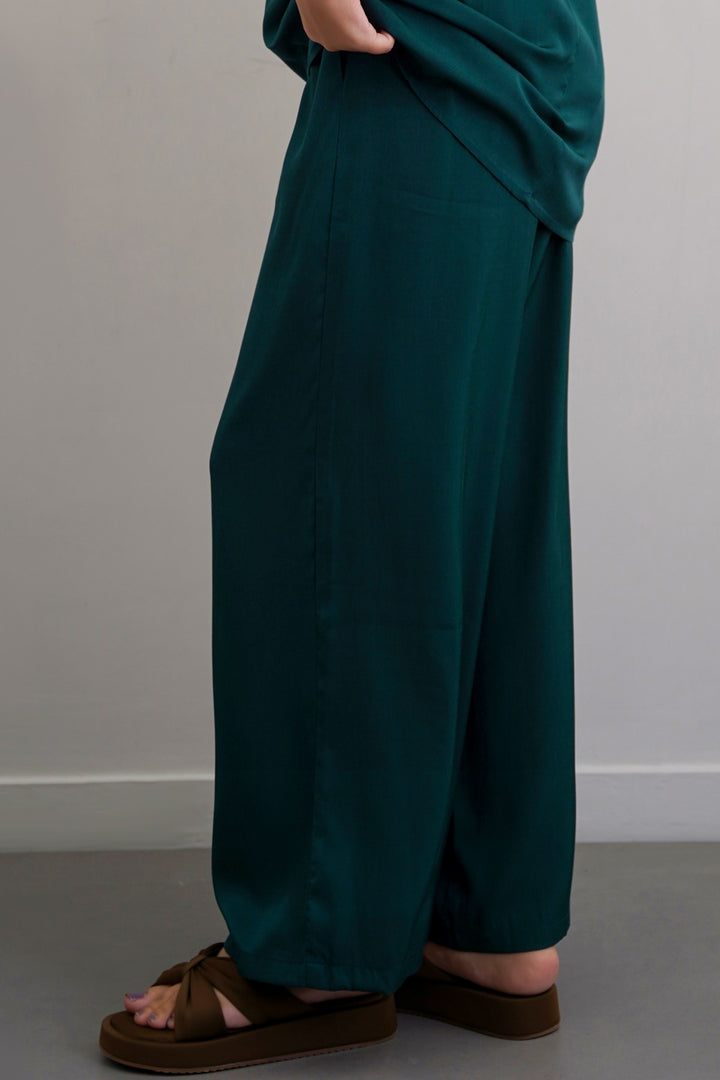GREEN SLEEK SILK TROUSERS