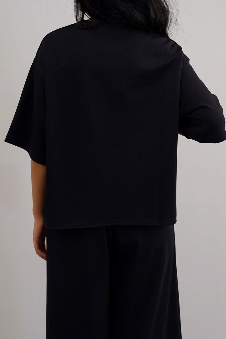 BLACK TWILL TEXTURED BLOUSE