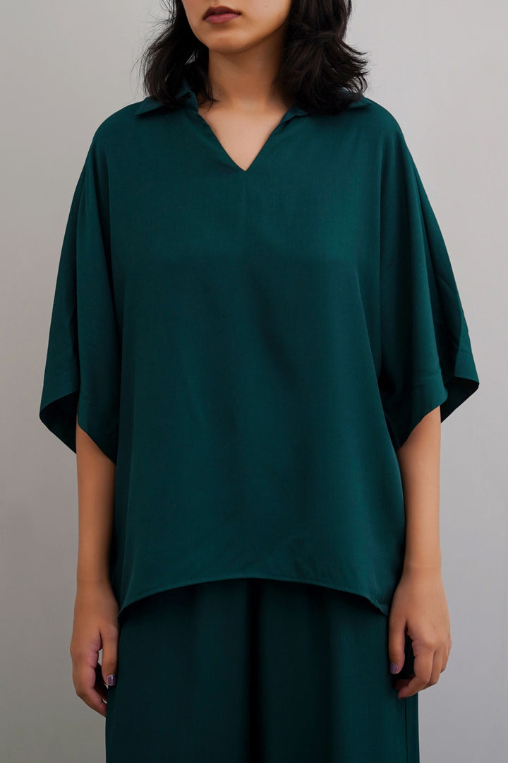 GREEN SLEEK SILK BLOUSE