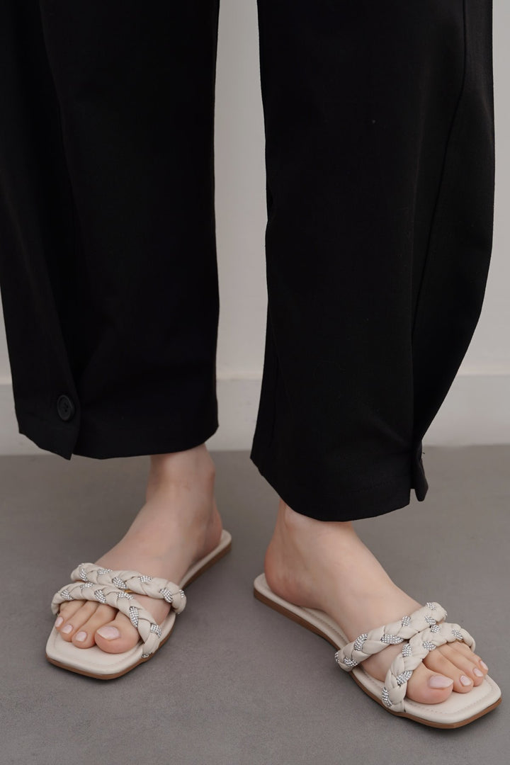 WHITE CRYSTAL BRAIDED SLIDES