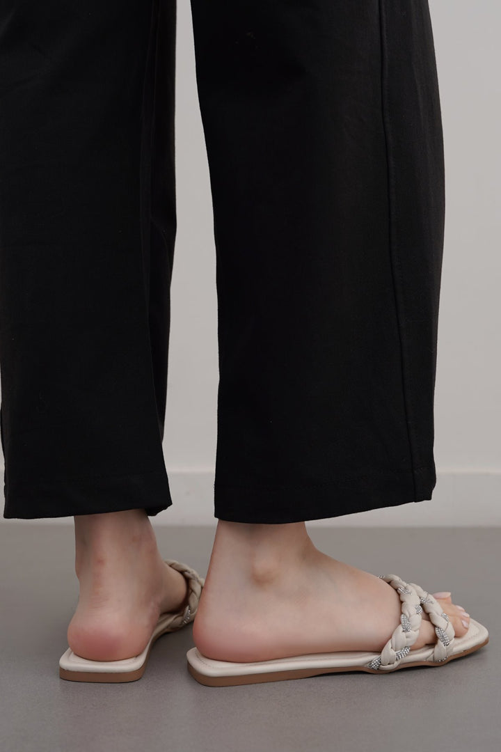 WHITE CRYSTAL BRAIDED SLIDES