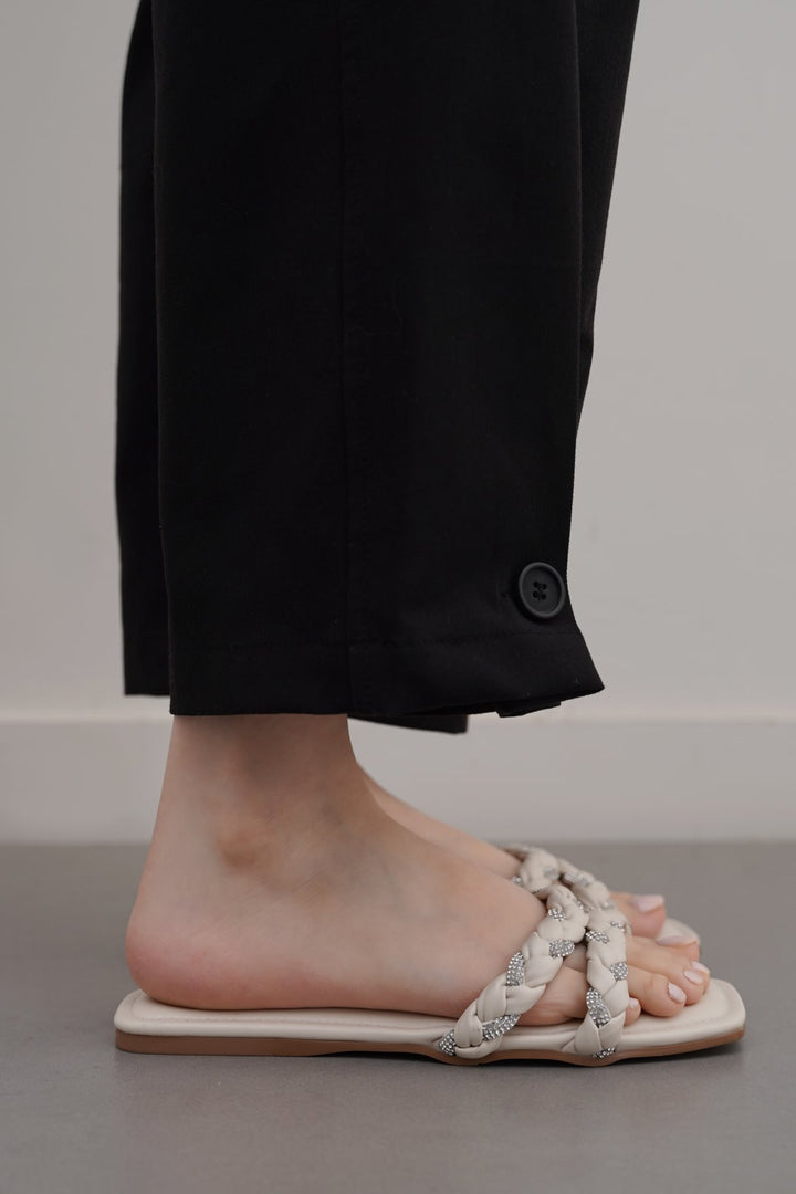WHITE CRYSTAL BRAIDED SLIDES