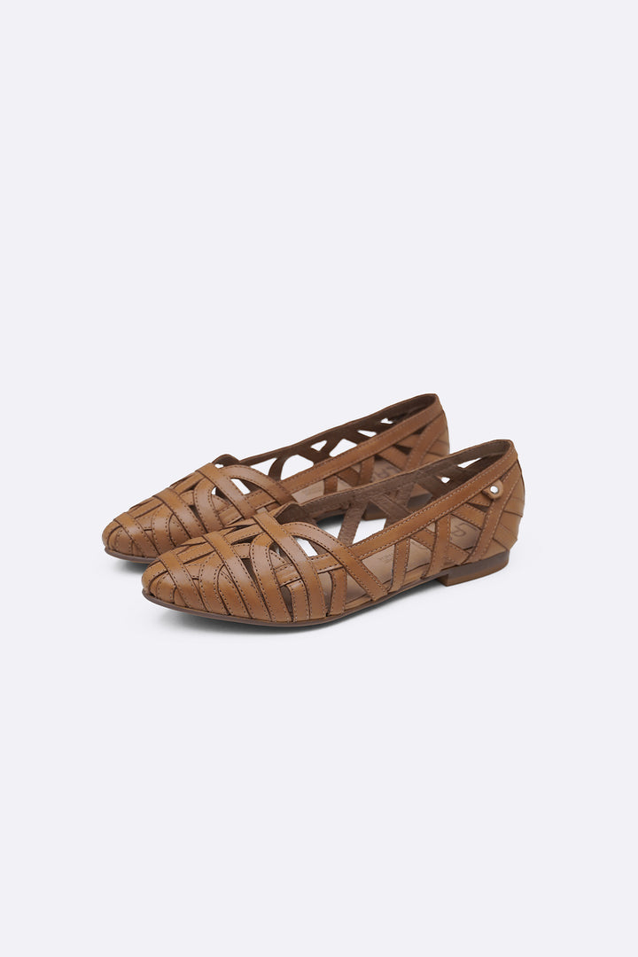 CAMEL-LEATHER WOVEN PUMPS