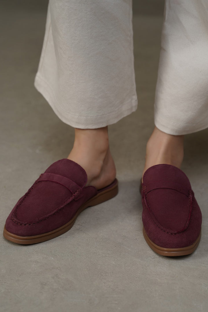 MAROON-SUEDE LEATHER MULES