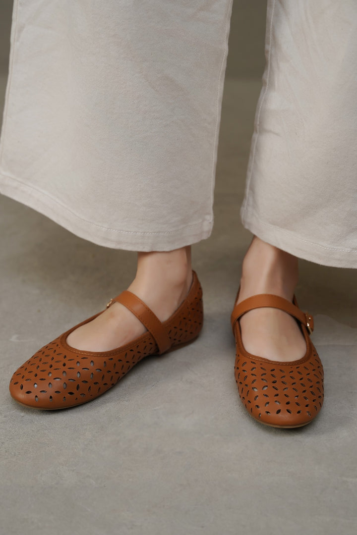 TAN-PRIMEROSE MARY-JANES