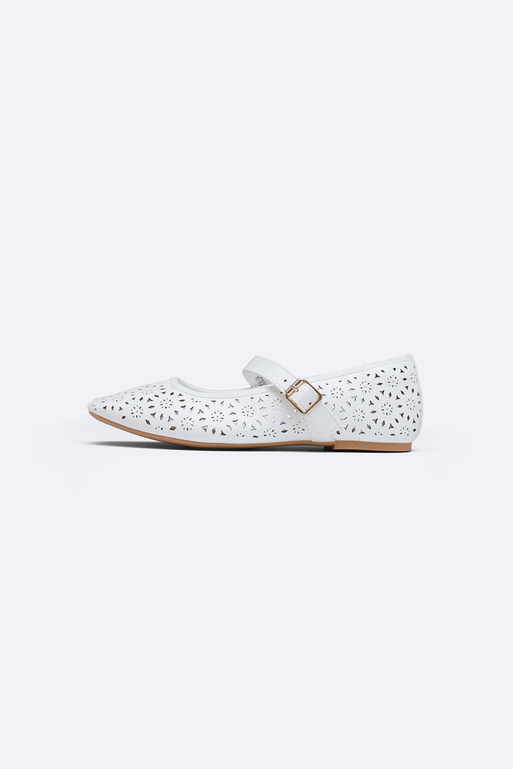 WHITE-CLOVER MARY-JANES