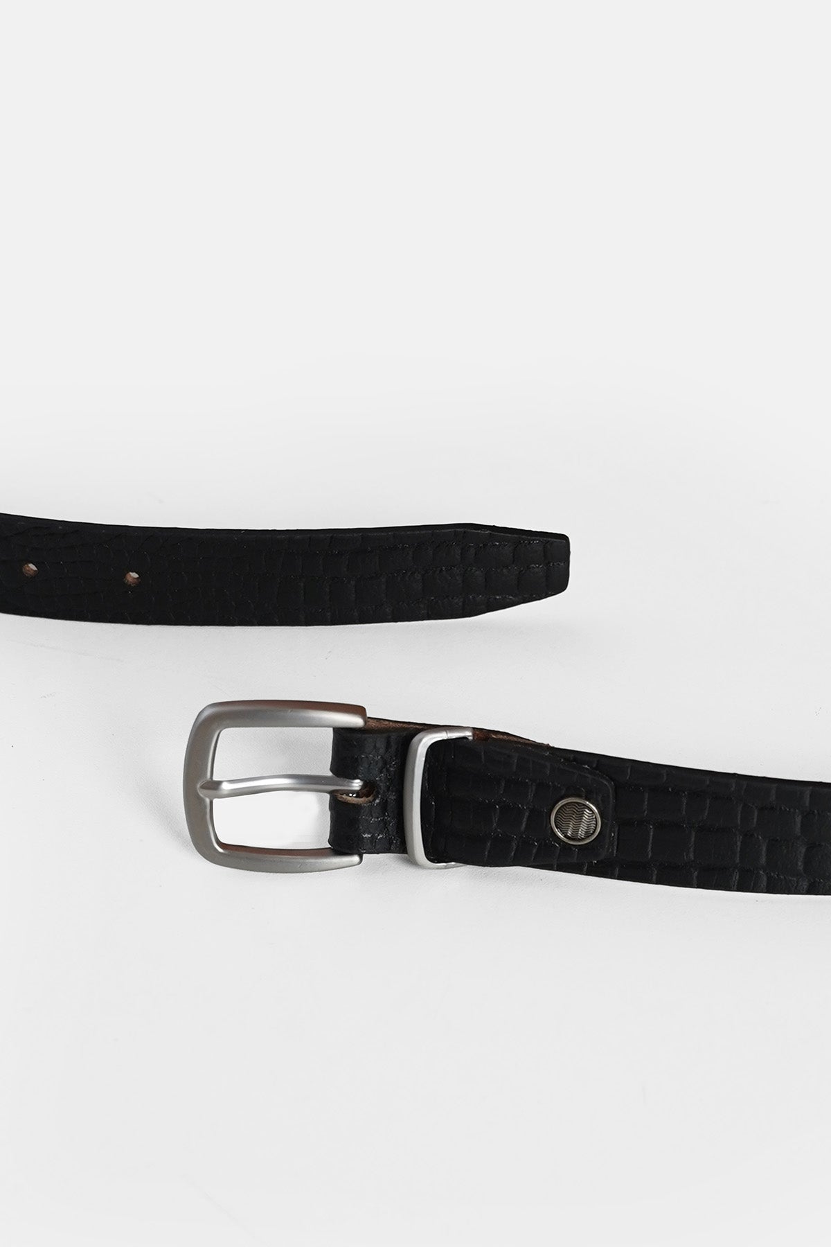 CROC TEXTURE LEATHER BELT – Lama Retail