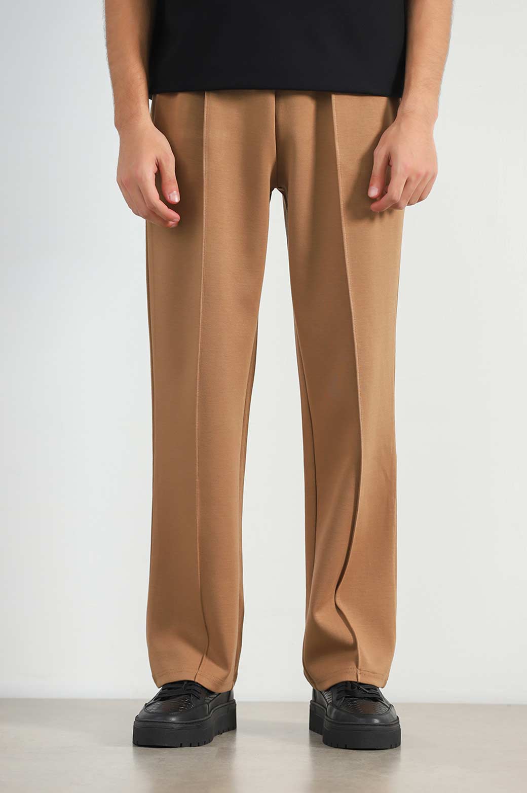 KHAKI STRAIGHT KNITTED PANTS