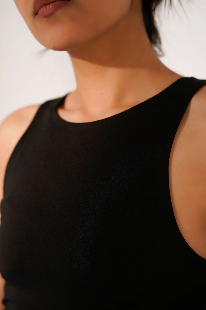 BLACK BASIC BODYSUIT