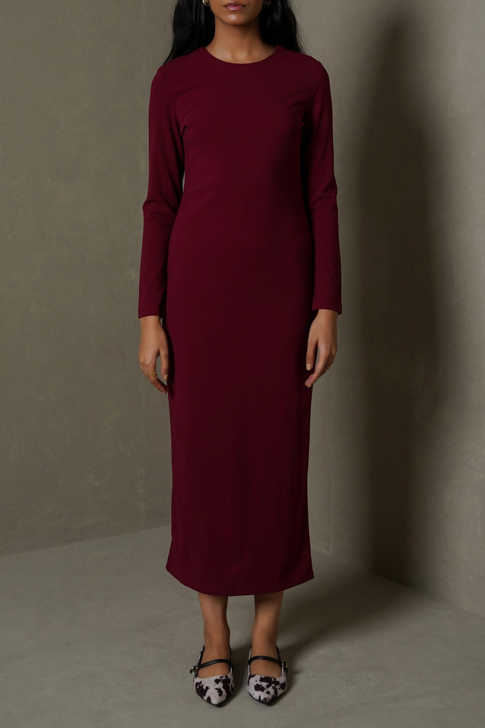 BURGUNDY TAILORED SLIM FIT DRESS