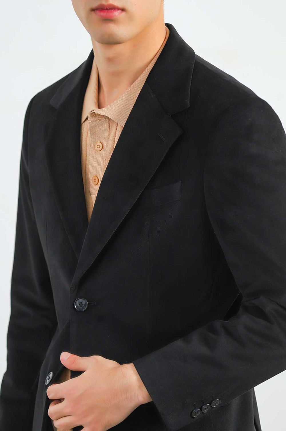 BLACK TAILORED FIT BLAZER