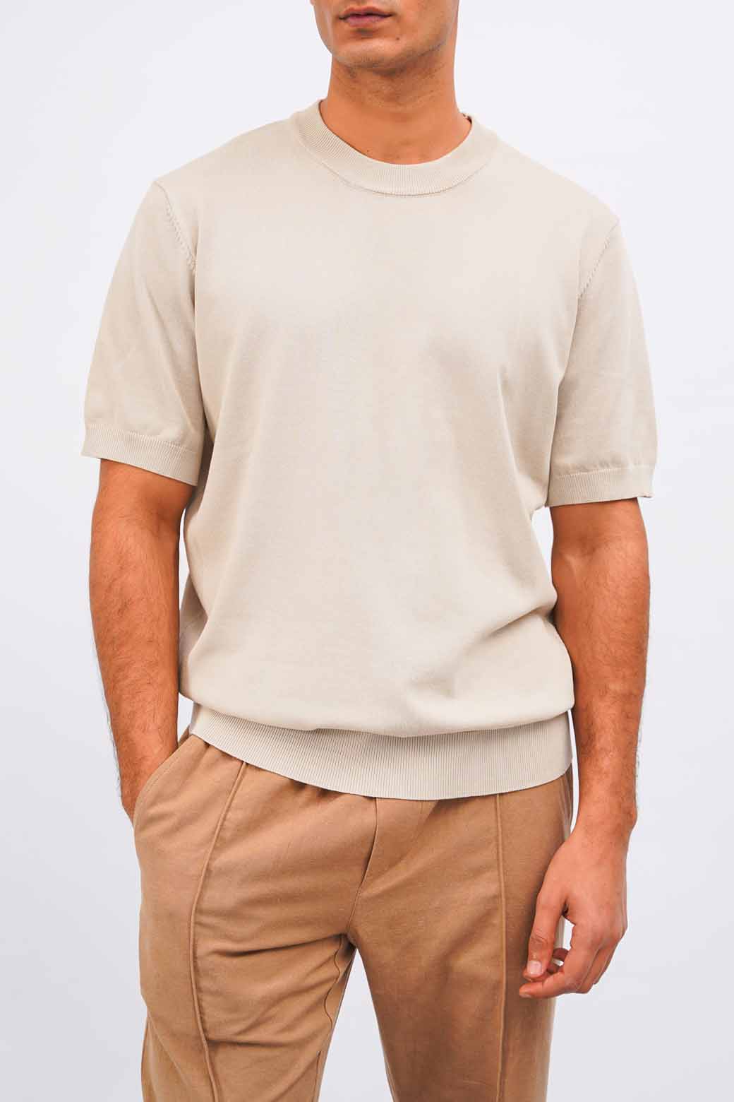 BEIGE KNIT T-SHIRT
