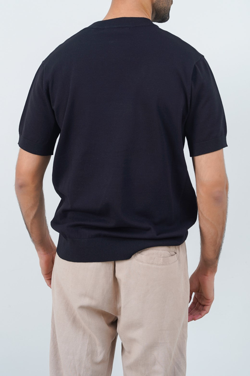 BLACK KNIT T-SHIRT