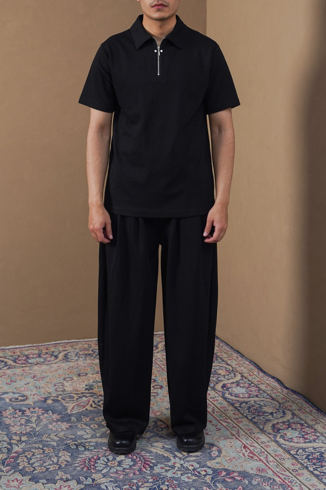 BLACK POLO SHIRT WITH ZIP