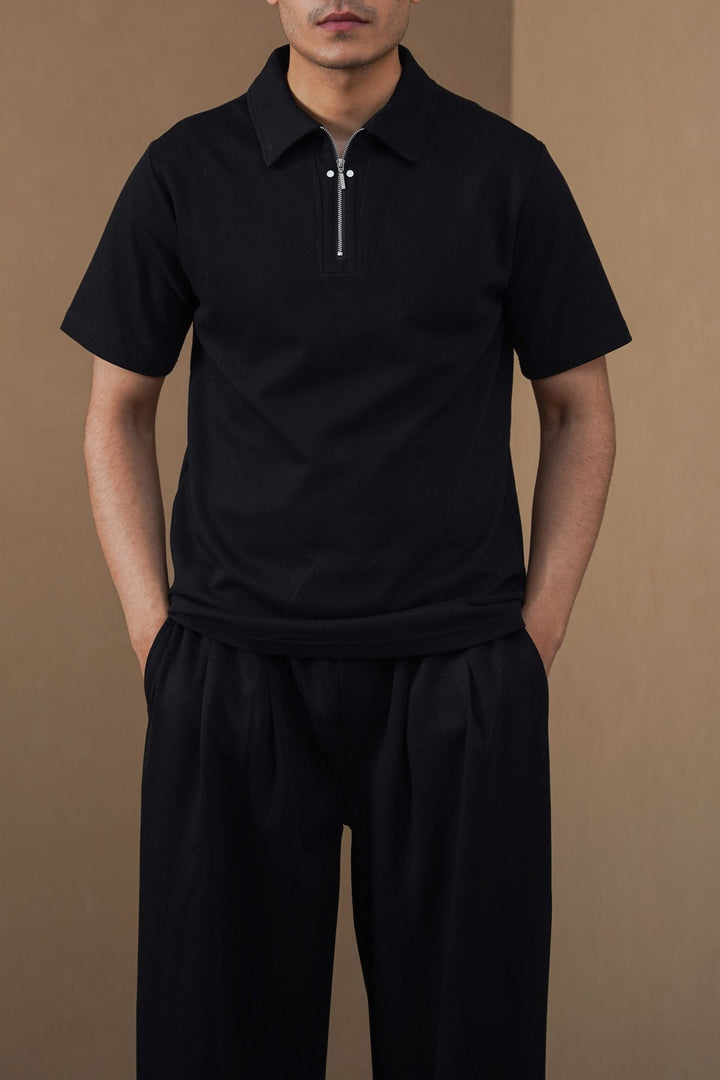 BLACK POLO SHIRT WITH ZIP