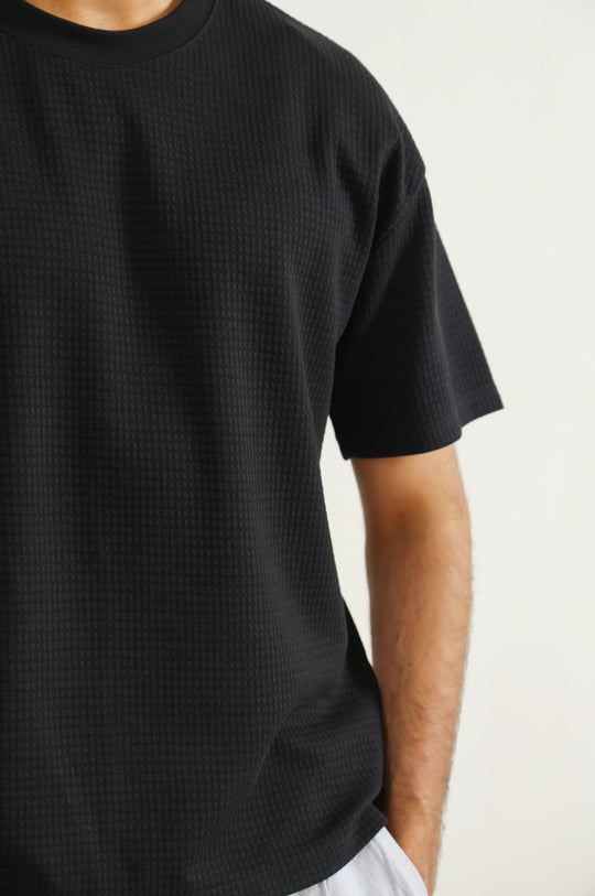 BLACK JACQUARD TEE