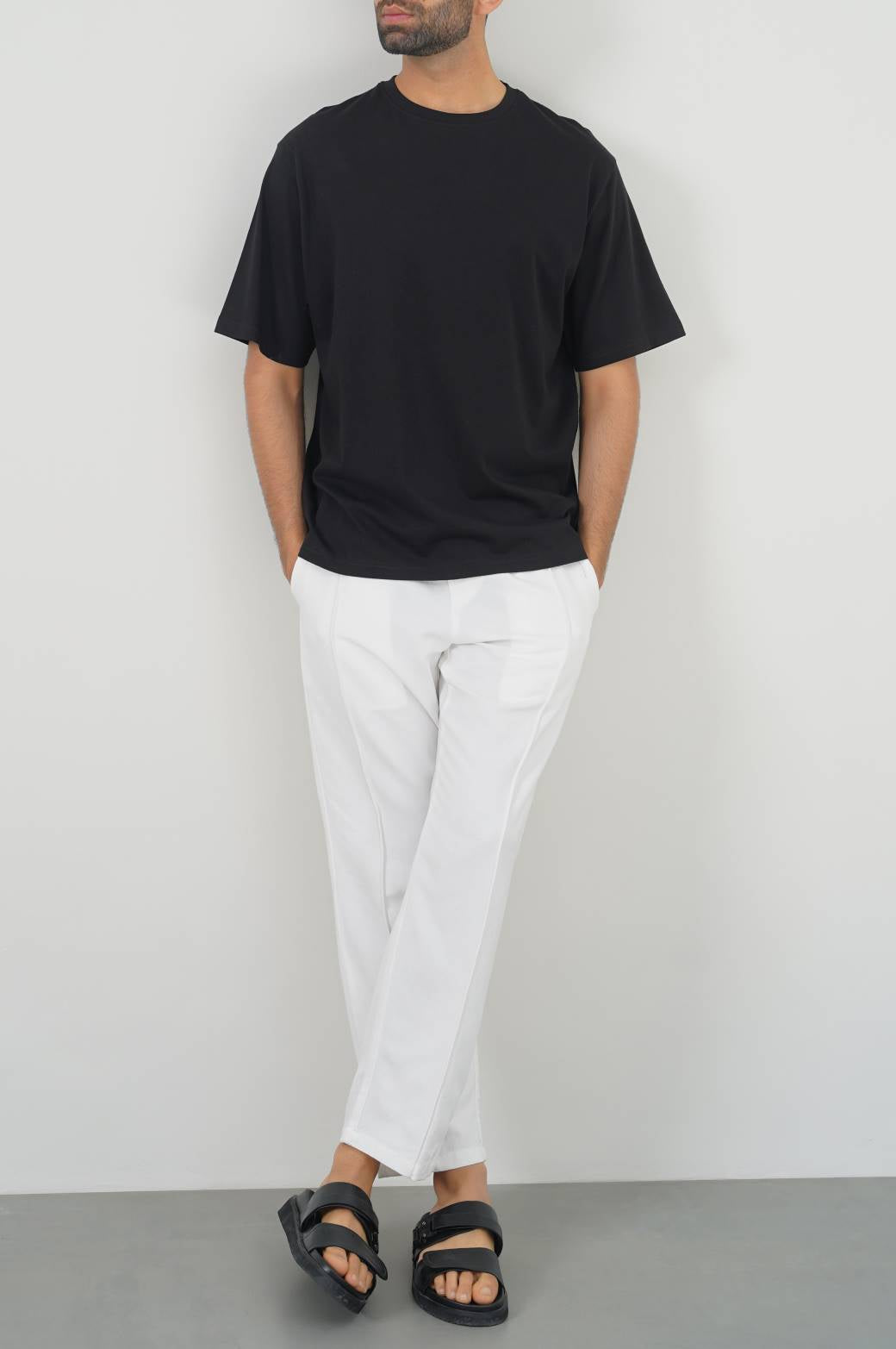 BLACK ALL- COTTON T-SHIRT