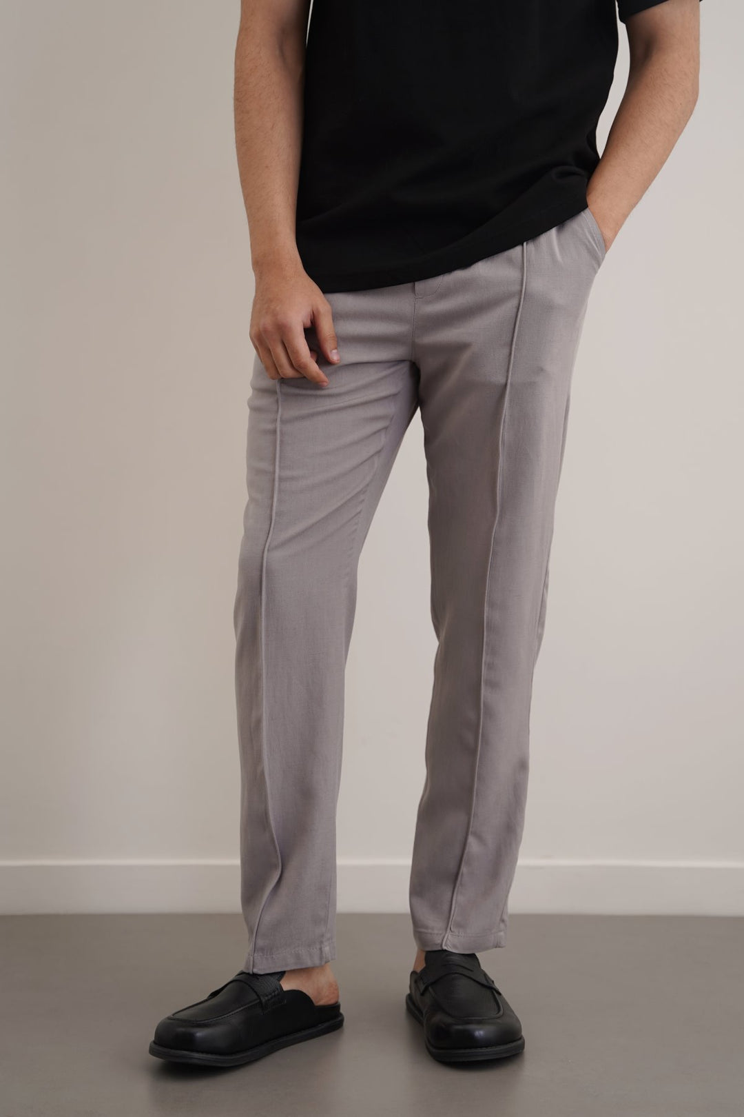 LIGHT GREY TAPERED PANTS