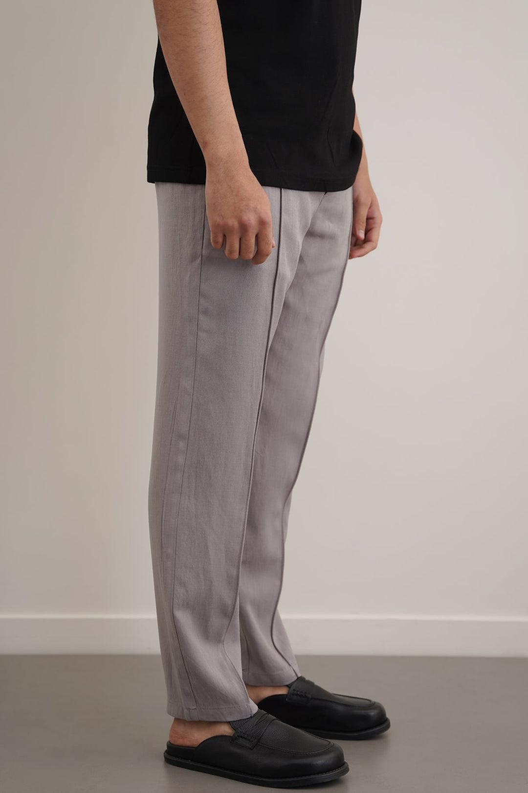 LIGHT GREY TAPERED PANTS