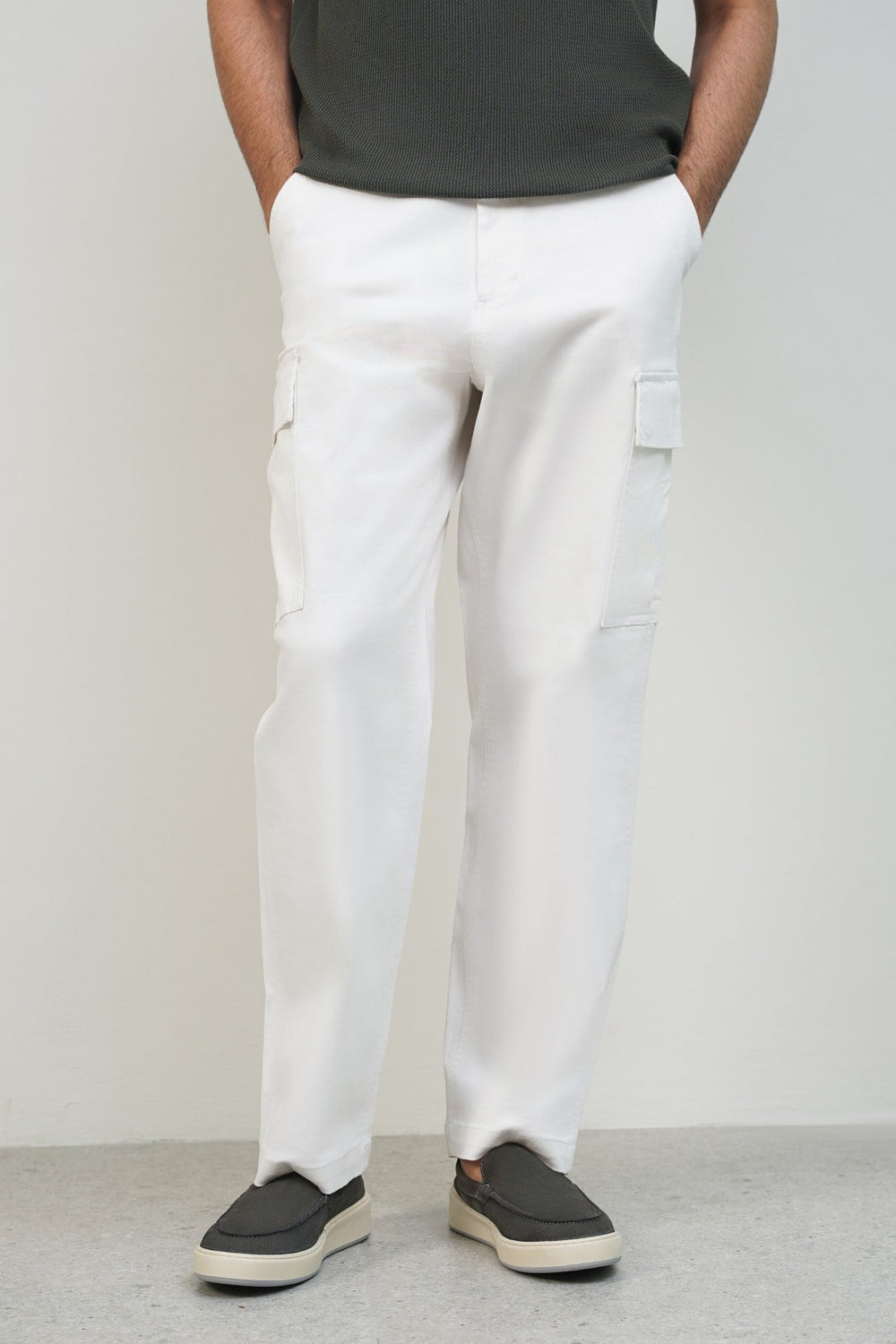 WHITE TWILL CARGOS