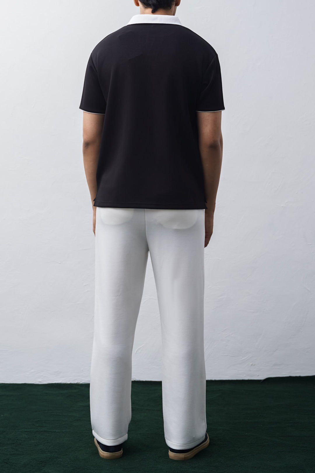 WHITE SCUBA PLEATED TROUSERS