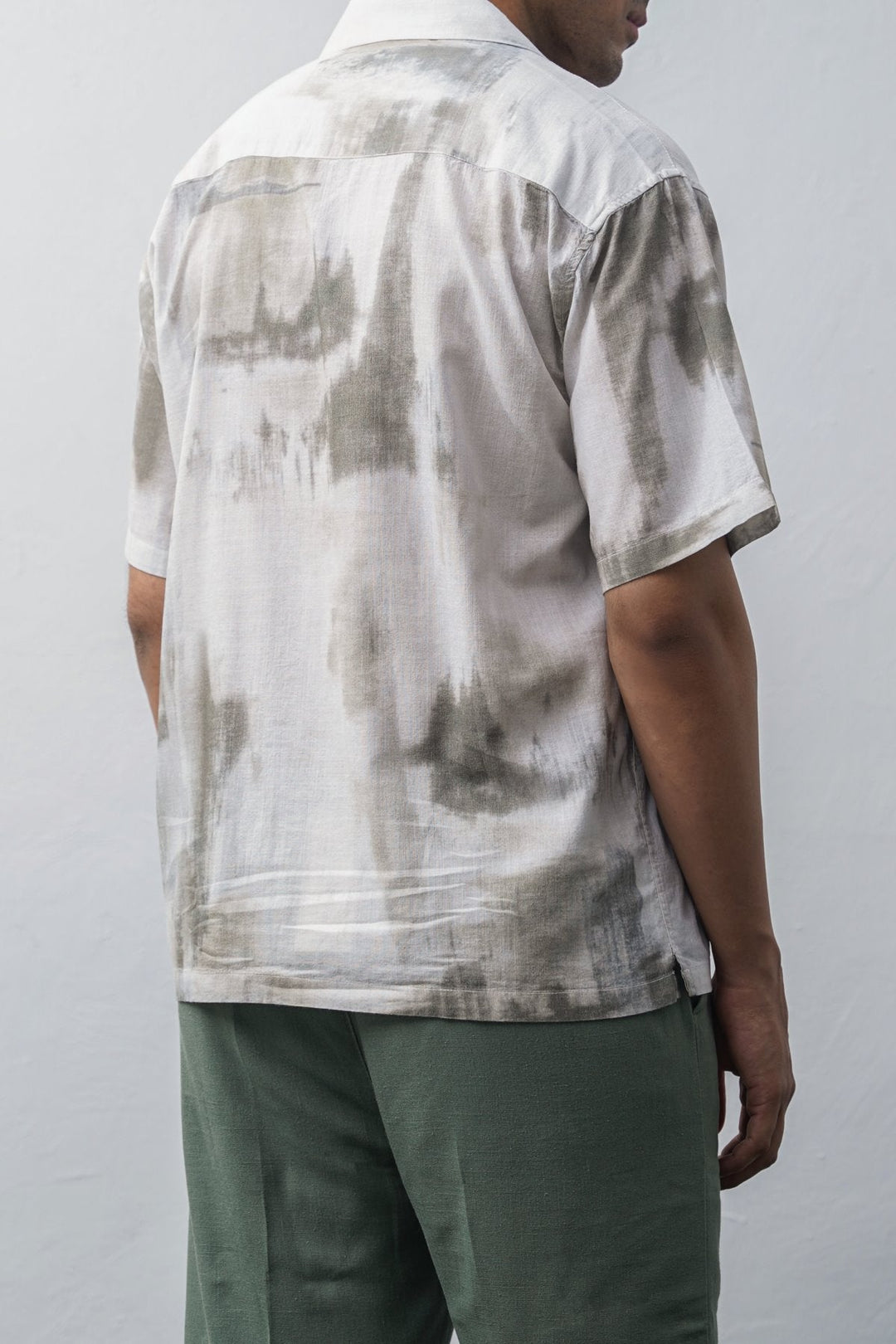 OFF WHITE DEEP MOSS PRINTED SHIRT