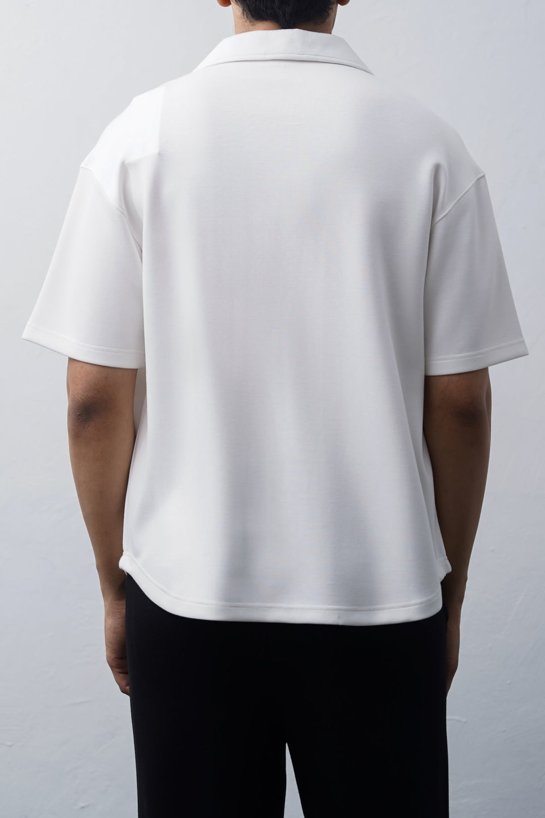 WHITE KNITTED RESORT SHIRT