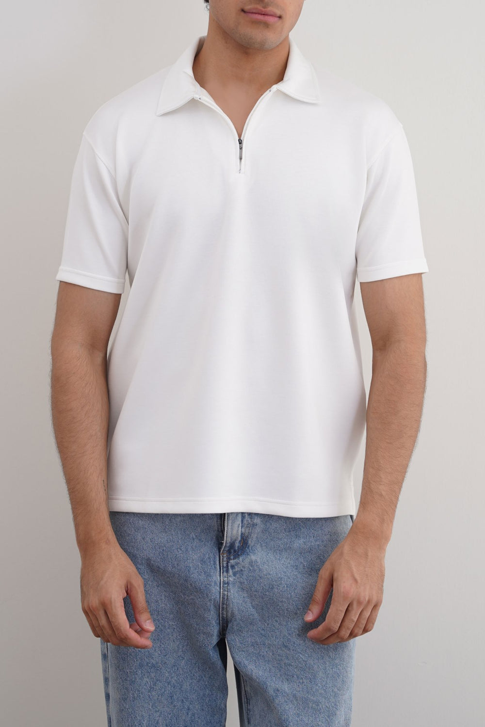 WHITE ZIPPER POLO