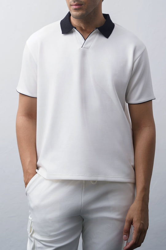 WHITE ACCENT COLLAR POLO