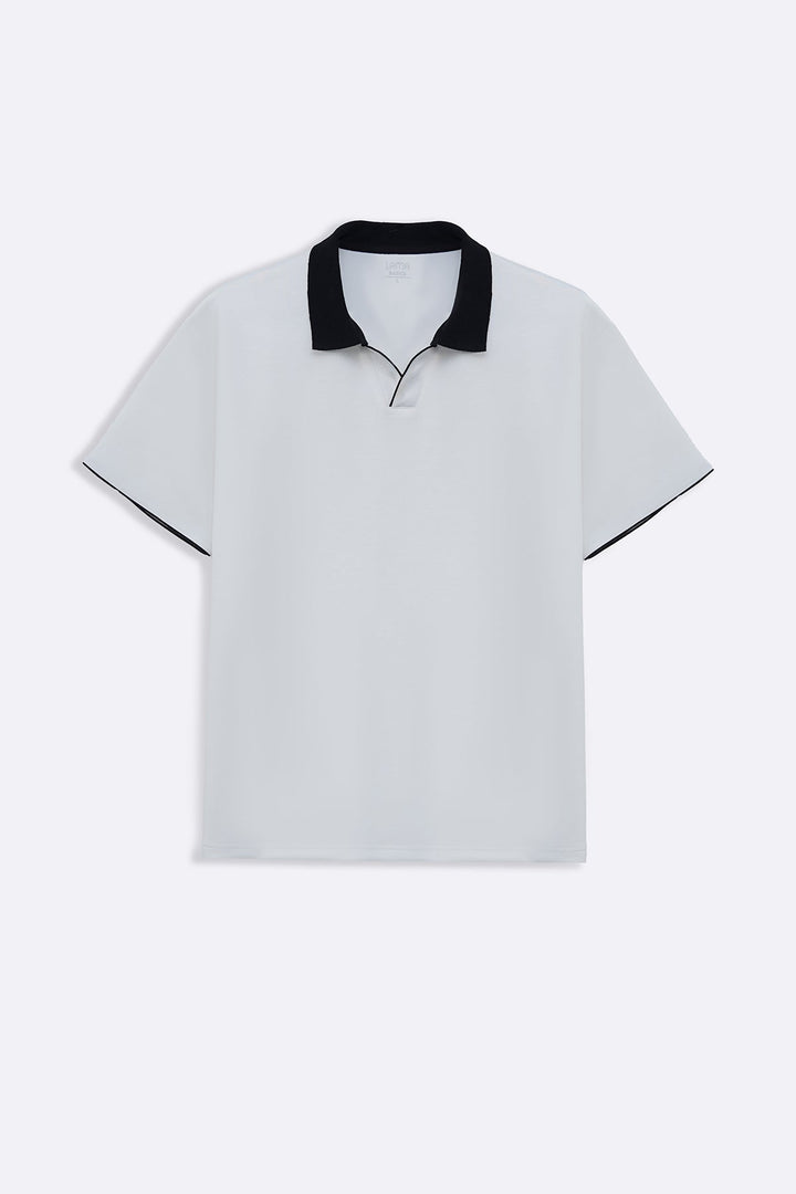 WHITE ACCENT COLLAR POLO