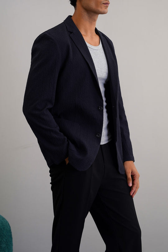 NAVY SEERSUCKER BLAZER